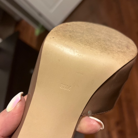 Guess heels - Picture 3 of 3